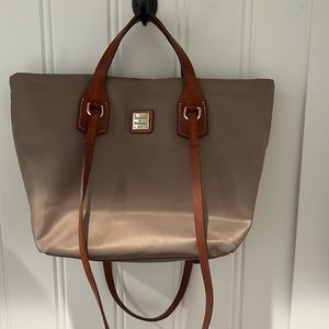 Dooney & Bourke purse